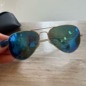 Blue lens Ray-Ban Aviator Sunglasses with case